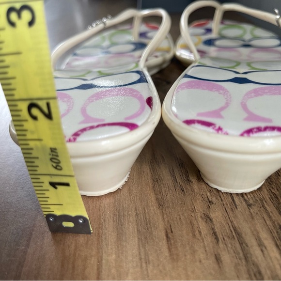 Coach Dorann Wedge Thong Flip Flops Sandals 8 Cream Colorful Logo - Picture 6 of 14